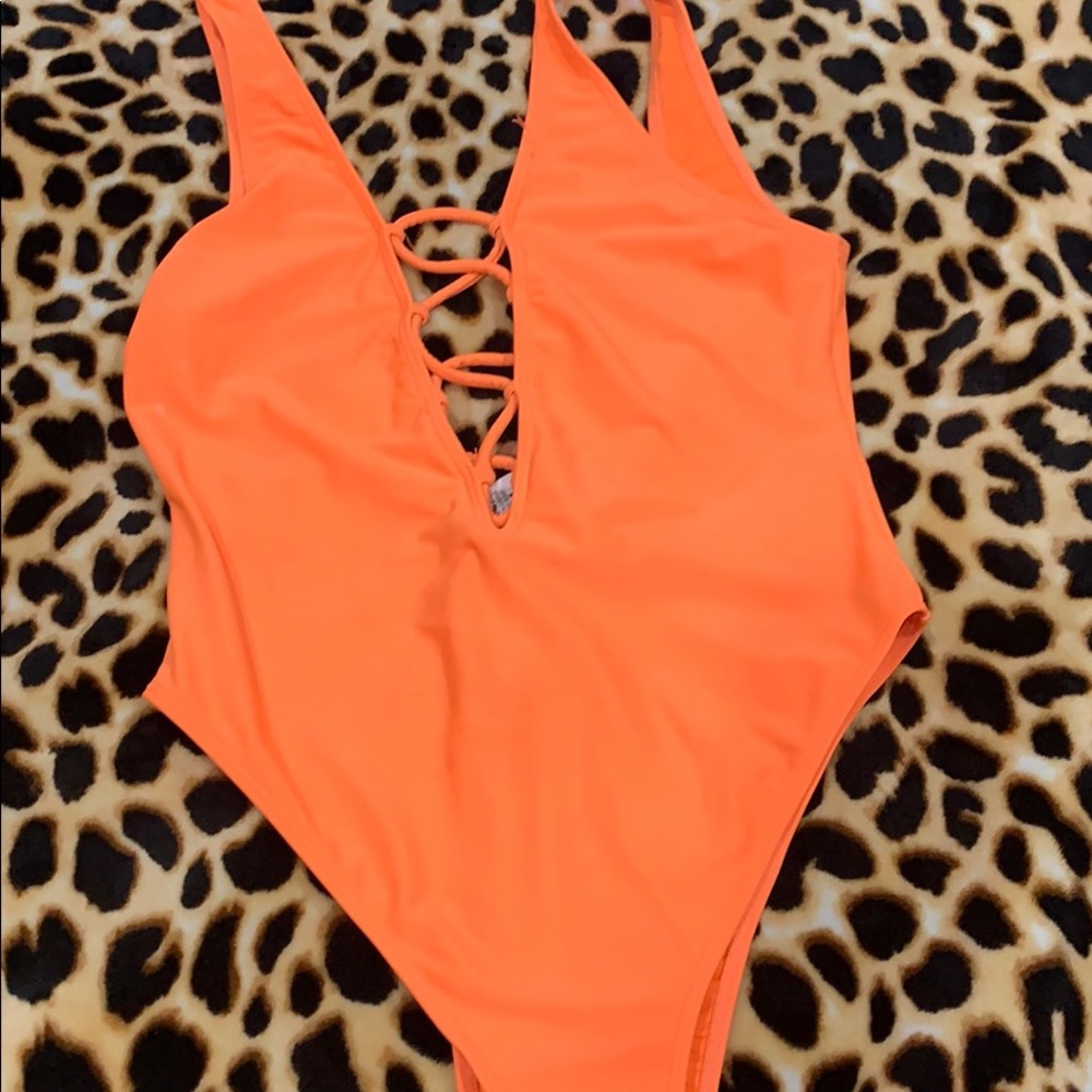 Neon orange one piece🍊